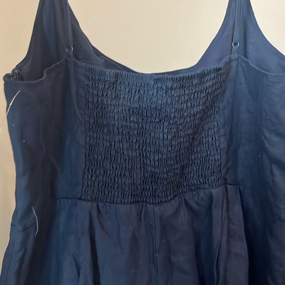 Quince 100% European Linen Scoop Neck Midi Dress - Navy - Picture 9 of 11